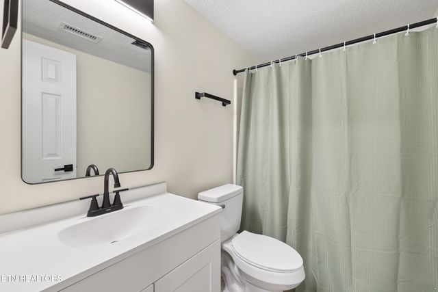 7658 Chatham Circle, Knoxville, TN 37909