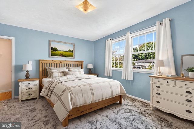 308 2ND ST, Bordentown, NJ 08505