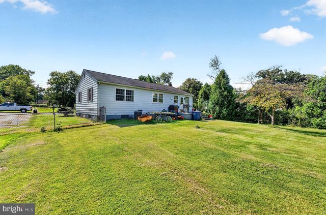 308 2ND ST, Bordentown, NJ 08505