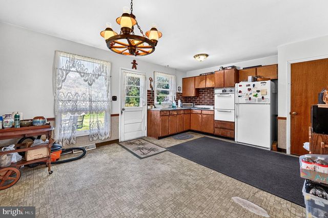 308 2ND ST, Bordentown, NJ 08505