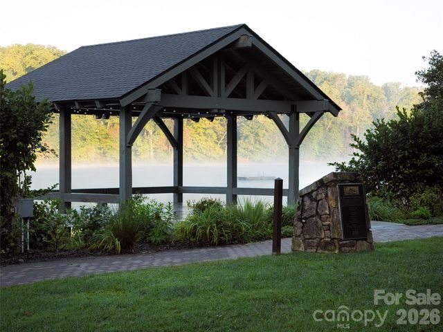 115 Ginger Quill Circle, Biltmore Lake, NC 28715