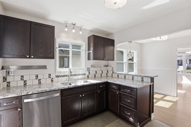 1317 S Grove St, Spokane, WA 99204