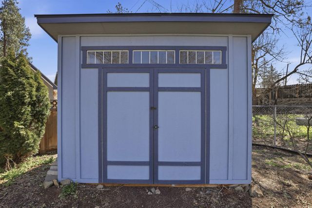 1317 S Grove St, Spokane, WA 99204