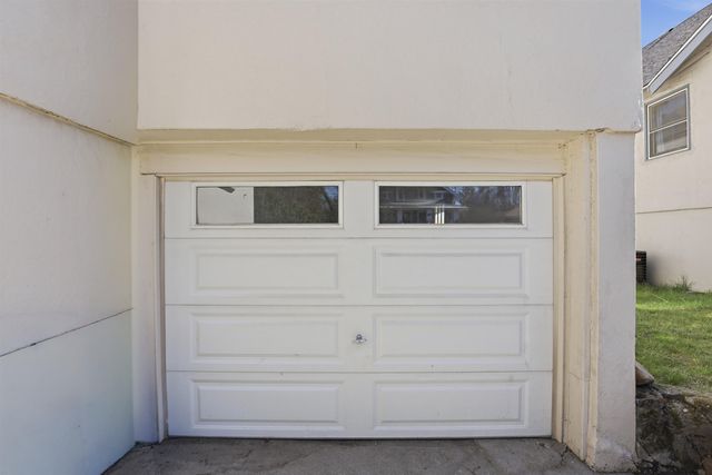 1317 S Grove St, Spokane, WA 99204