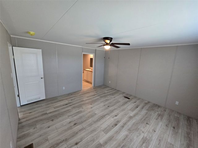 105 Draven Drive, Springtown, TX 76082