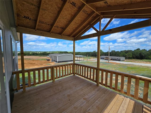 105 Draven Drive, Springtown, TX 76082