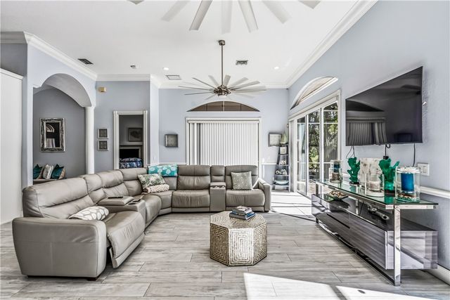 6160 56th Avenue, Vero Beach, FL 32967