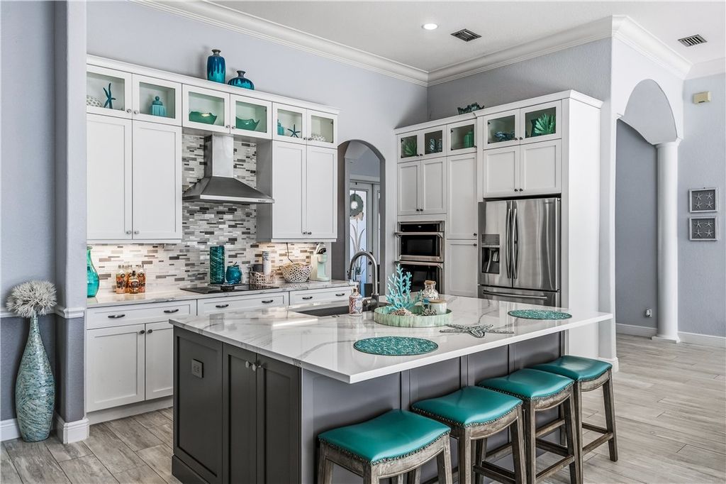 6160 56th Avenue, Vero Beach, FL 32967