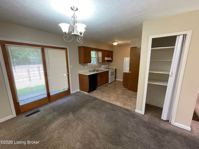 11621 Tazwell Dr, Louisville, KY 40245