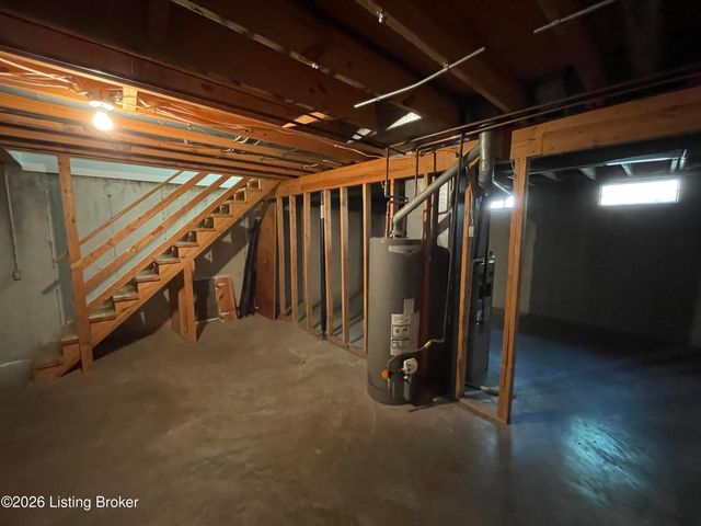 11621 Tazwell Dr, Louisville, KY 40245