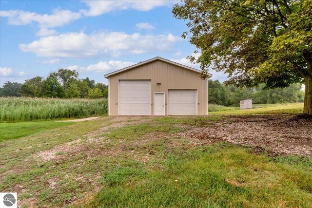 12789 12 Mile Road, South Lyon, MI 48178