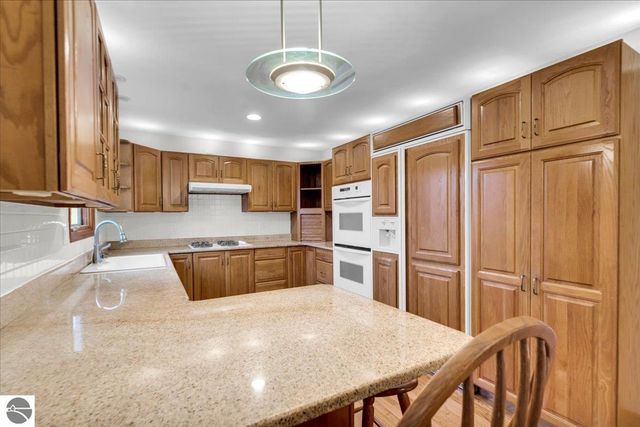 12789 12 Mile Road, South Lyon, MI 48178