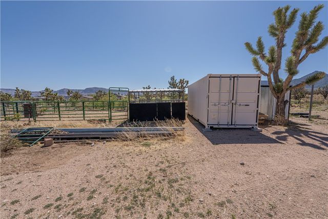 26012 N Hummingbird Lane, Meadview, AZ 86444