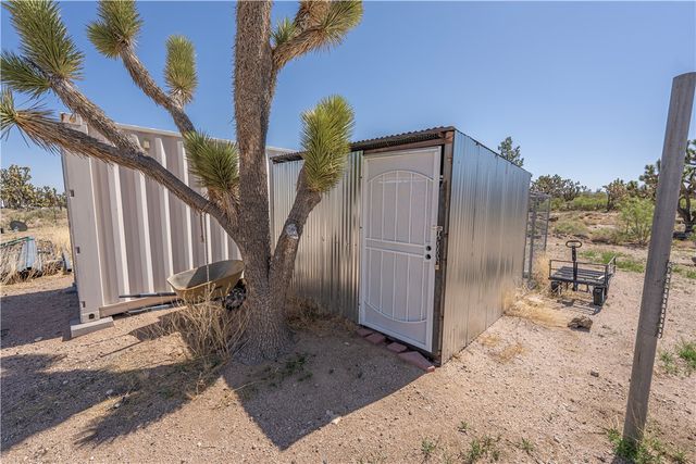 26012 N Hummingbird Lane, Meadview, AZ 86444