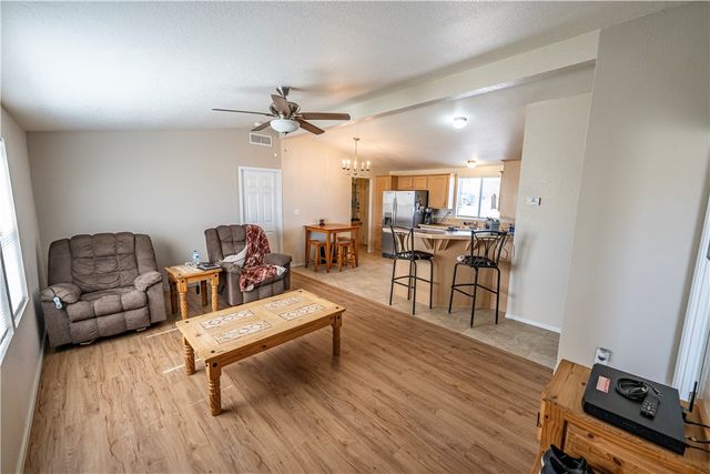 26012 N Hummingbird Lane, Meadview, AZ 86444