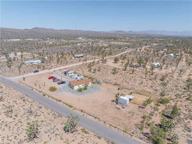 26012 N Hummingbird Lane, Meadview, AZ 86444