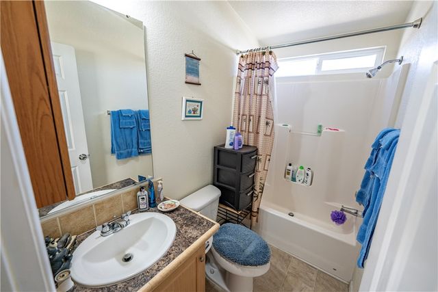 26012 N Hummingbird Lane, Meadview, AZ 86444