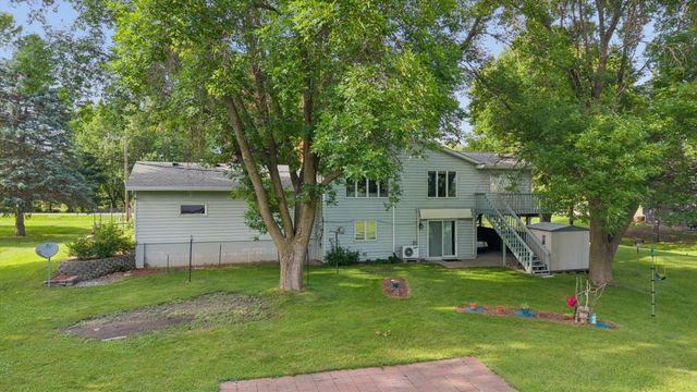 8173 112th Street NW, Annandale, MN 55302