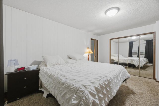 8173 112th Street NW, Annandale, MN 55302