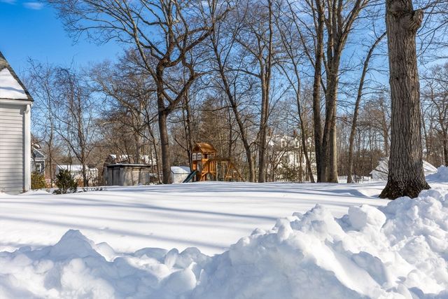 122 Samoset Ave, Mansfield, MA 02048