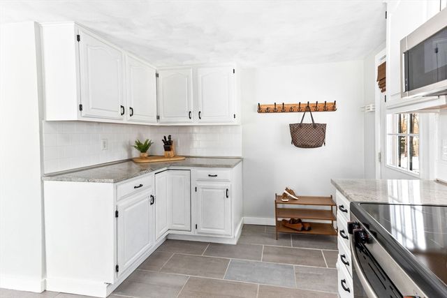 122 Samoset Ave, Mansfield, MA 02048