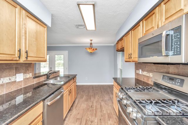 13627 Greenridge Drive, Sugar Land, TX 77498