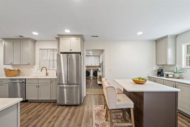 281 BRIARBROOK CV, Collierville, TN 38017