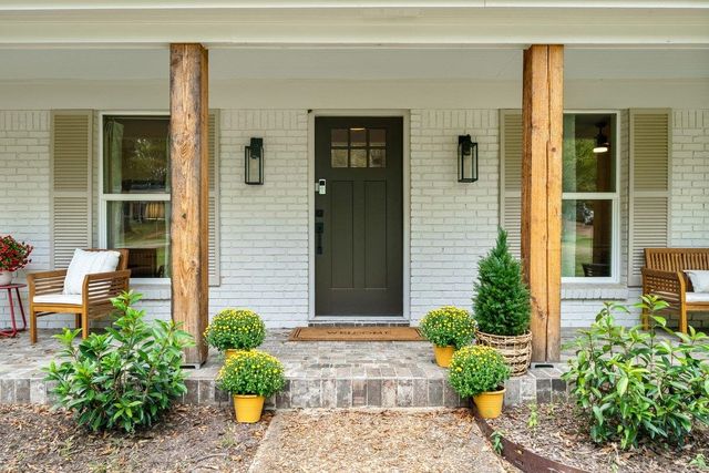 281 BRIARBROOK CV, Collierville, TN 38017