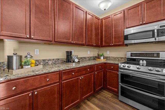 2613 Leytonstone DR # 377, Chesapeake, VA 23321