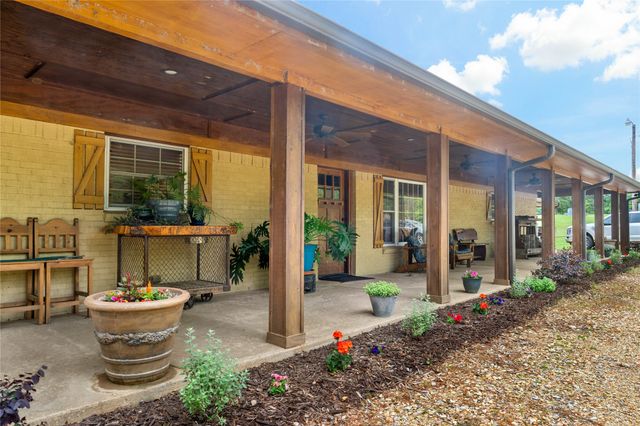 10860 Farm Road 197, Arthur City, TX 75411