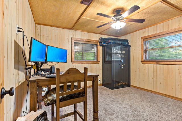 10860 Farm Road 197, Arthur City, TX 75411