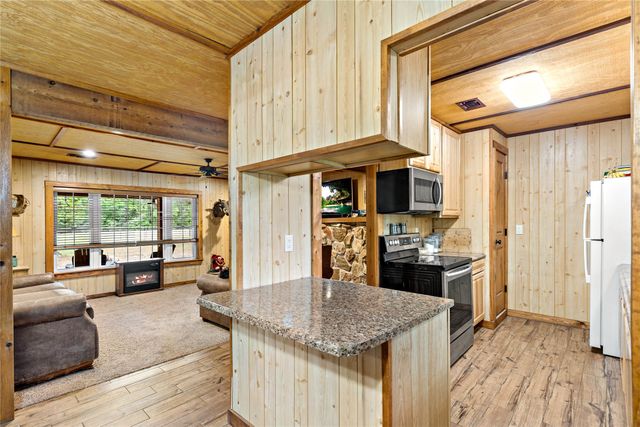 10860 Farm Road 197, Arthur City, TX 75411