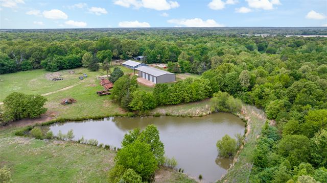 10860 Farm Road 197, Arthur City, TX 75411