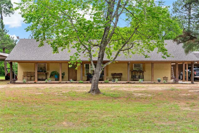 10860 Farm Road 197, Arthur City, TX 75411