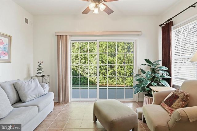 44420 SUNSET MAPLE DR, Ashburn, VA 20147