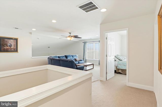 44420 SUNSET MAPLE DR, Ashburn, VA 20147