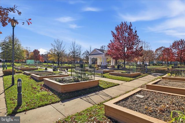 44420 SUNSET MAPLE DR, Ashburn, VA 20147