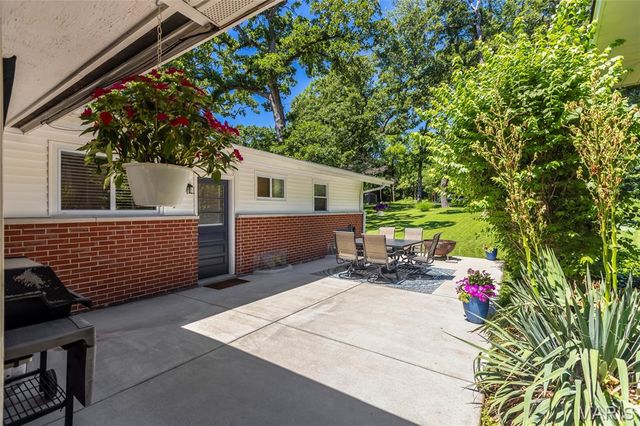 2509 Annalee Avenue, Brentwood, MO 63144