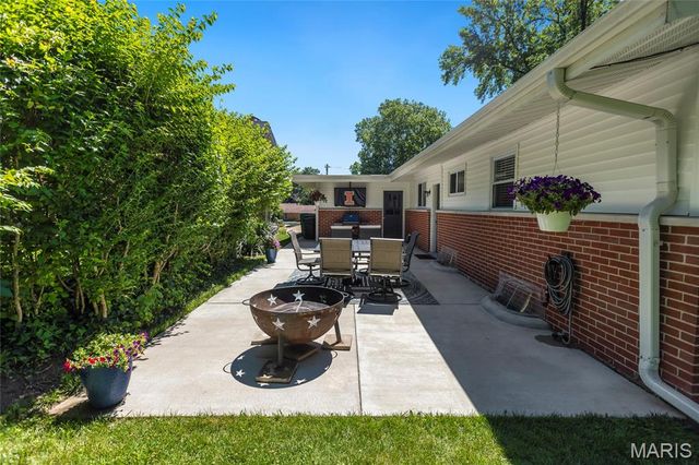 2509 Annalee Avenue, Brentwood, MO 63144