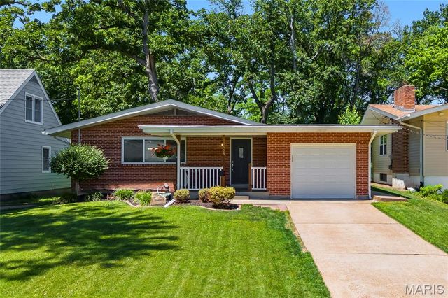 2509 Annalee Avenue, Brentwood, MO 63144