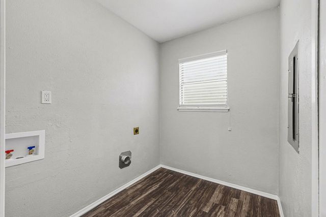2312 Chinaberry Drive, Bedford, TX 76021