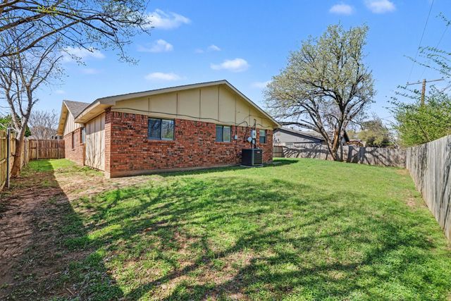 2312 Chinaberry Drive, Bedford, TX 76021
