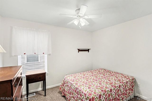 6462 Royal Club Drive, Flushing, MI 48433