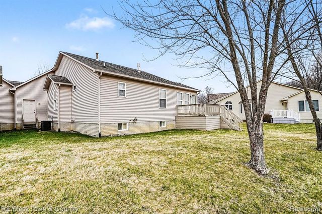 6462 Royal Club Drive, Flushing, MI 48433