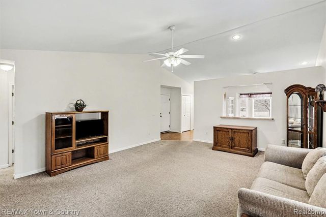6462 Royal Club Drive, Flushing, MI 48433