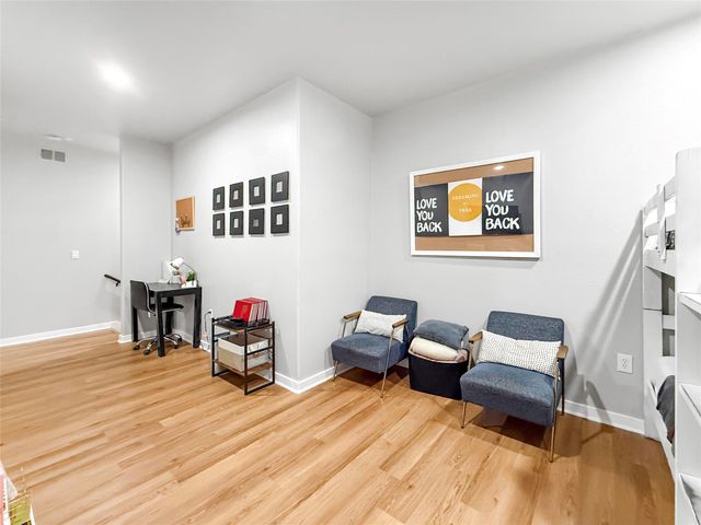 2216 Chenevert Street 4, Houston, TX 77003
