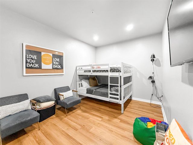 2216 Chenevert Street 4, Houston, TX 77003
