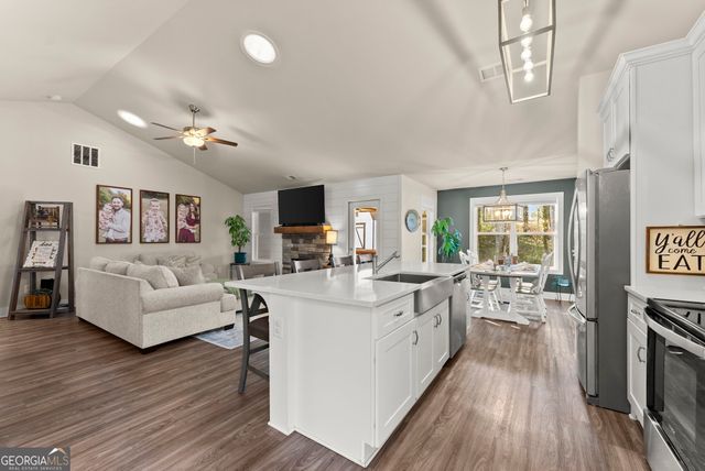 2840 Pilgrim Mill Road, Cumming, GA 30041