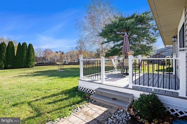 1137 CHURCH RD, East Greenville, PA 18041