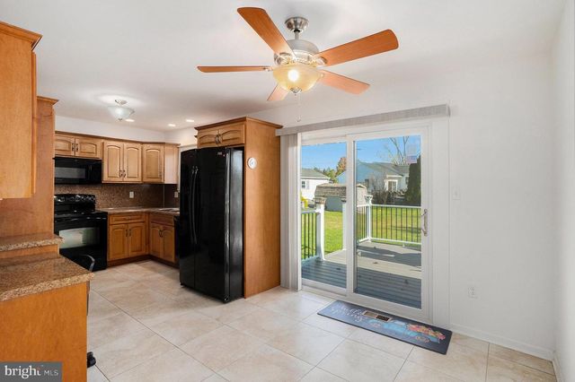 1137 CHURCH RD, East Greenville, PA 18041